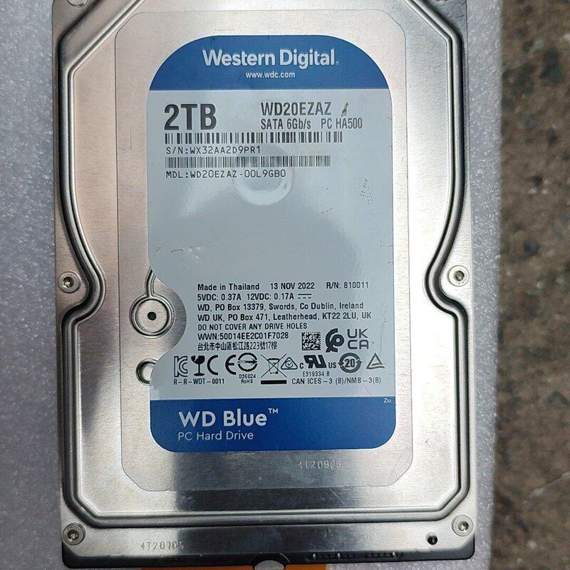 西数2TB机械硬盘WD20EZAZ 3.5寸SATA接口，（议价）