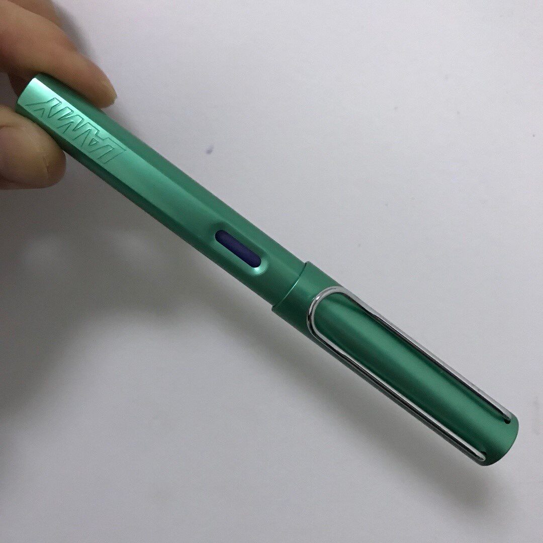 德国进口 凌美(LAMY)钢笔签字笔水笔Al-star恒星F怎么样,好用不?