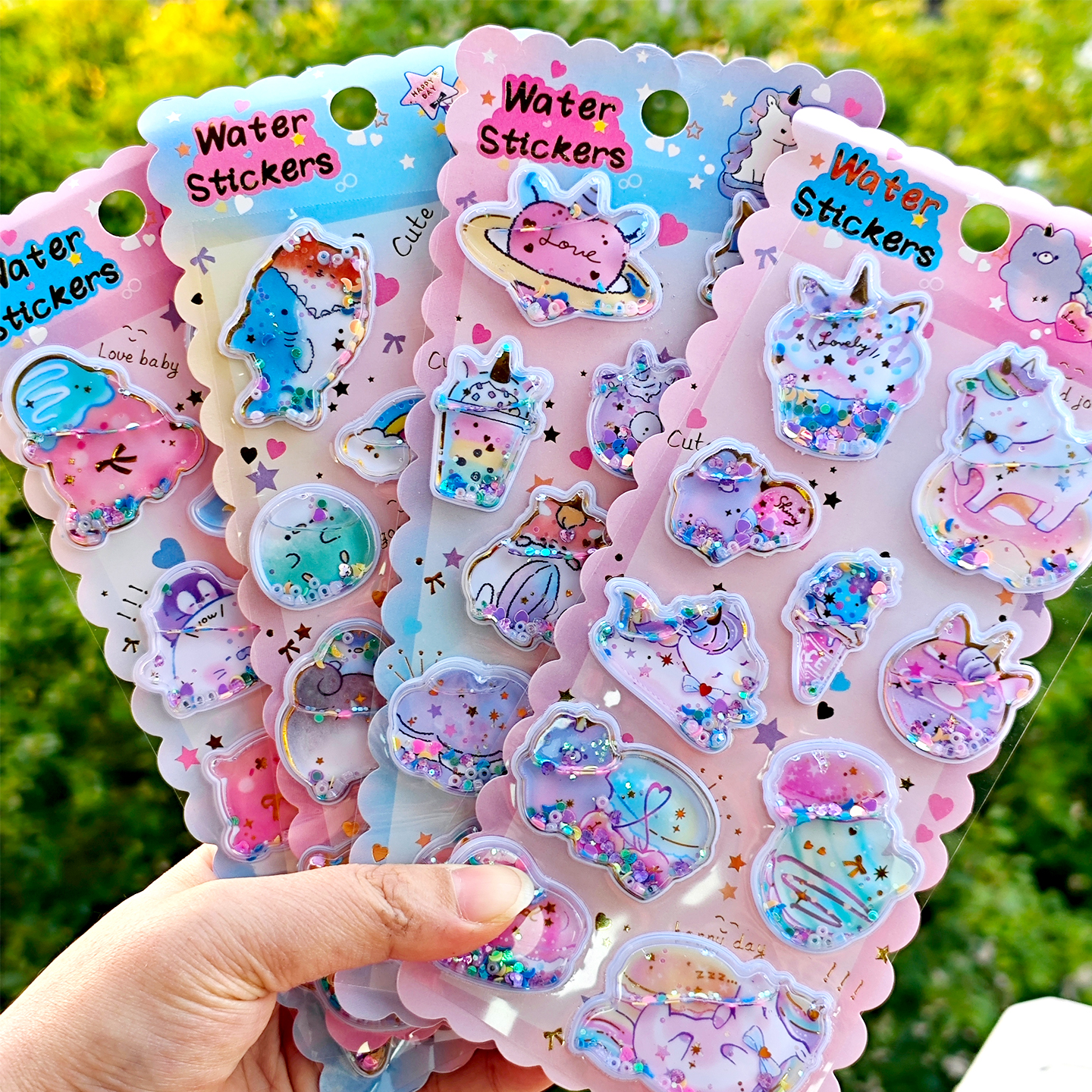 小动物独角兽带水摇摇贴