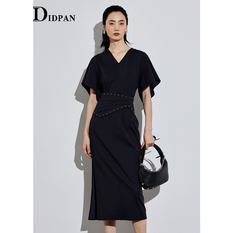 IDPAN女装夏季新款时尚通勤裙摆开衩显瘦V领气质裙子连衣裙女