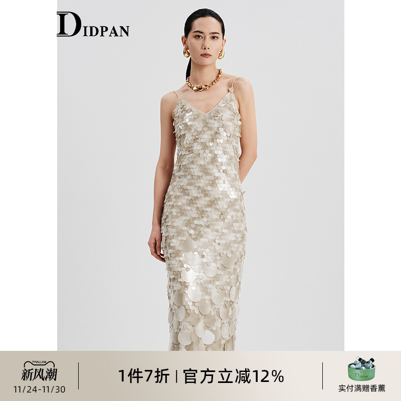 IDPAN晚礼服吊带裙女2025夏新款气质v领时尚修身浪漫优雅亮片
