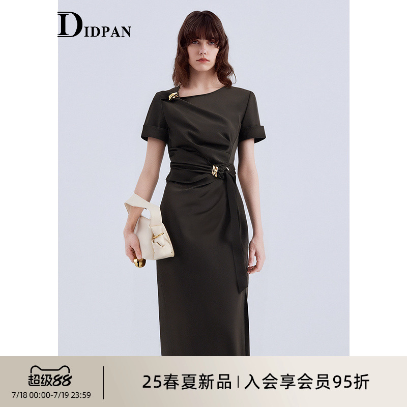 IDPAN短袖连衣裙女25夏季新款设计感斜领复古咖色气质裙子品牌