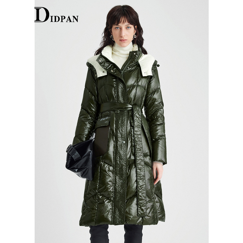 IDPAN女装冬季新款时尚摩登设计感连帽百搭墨绿中长款羽绒服