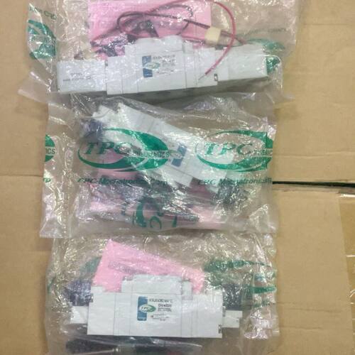 TPC电磁阀DV4220 DC24V  出线 插