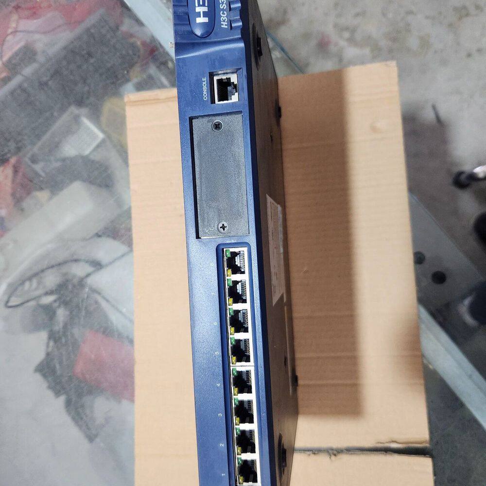 交换机  型号: S3100-8C-SI