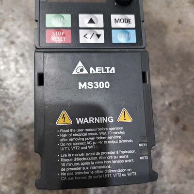 VFD2A7MS43ANSAA拆机台达MS300变频器0.7