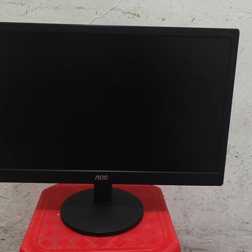 出AOC 18.5寸显示器 型号E970SWN5 屏幕136