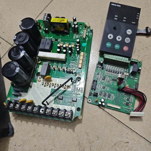 众辰变频器H3400A07D5K 7.5KW三相 拆机件 成