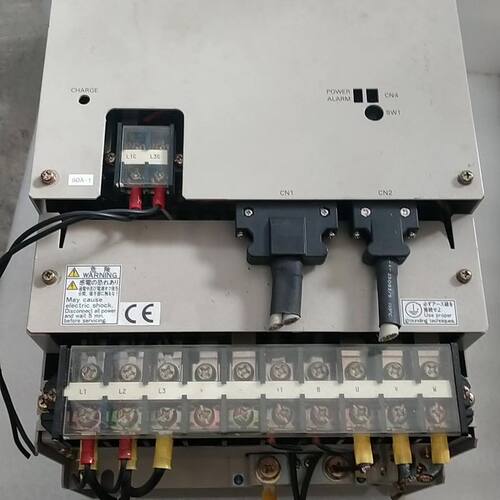 龙伺服驱动器R88D-UT110V 实物图片