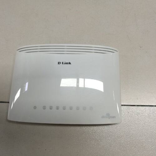 D-Link   DGS-1008D  八口全千兆交换机。照