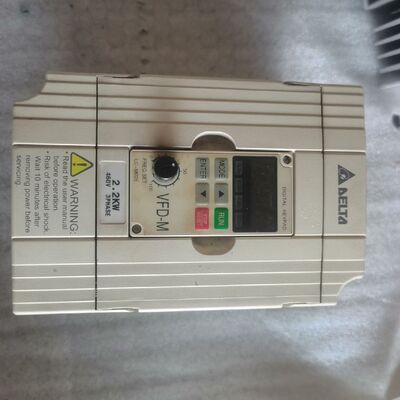 台达变频器VFD022M43B    2.2KW  380v