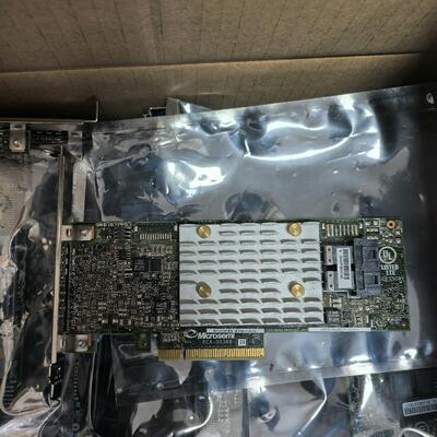 MICROSemi smarthba2100-8i/H 12