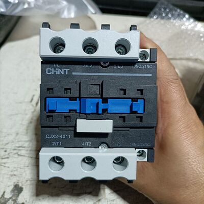 接触器 CJX2s4011M  ！线圈电压220