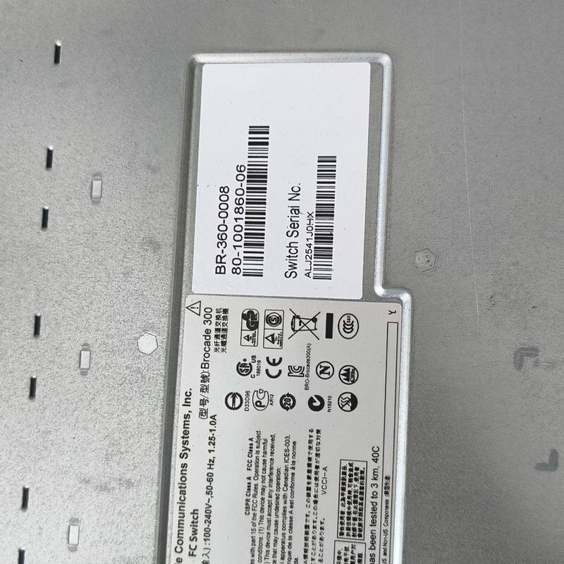 博科Brocade 300光交换机8G 24口激活光模块57