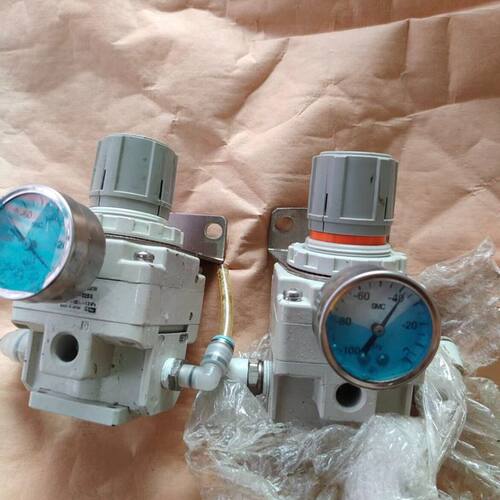 精密减压阀IRV3000-03BG/02BG、实物