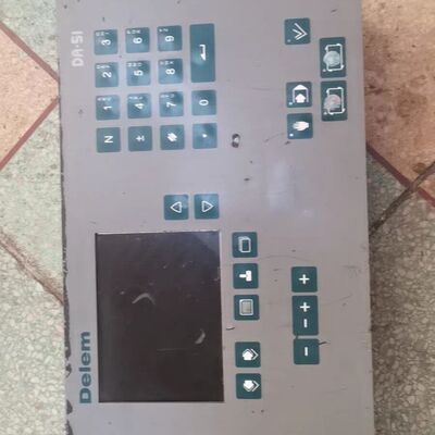 DELEM   DA51成色如图 性能 屏幕有点小毛病