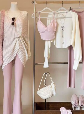 祖儿兔兔· 挂肩露背针织衫套装2511D33