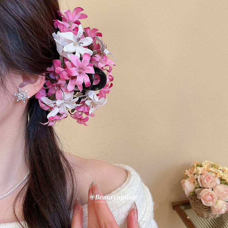粉色多巴胺布艺花朵发夹时尚百搭后脑勺发抓甜美休闲风发饰女小众,饰品/流行首饰/时尚饰品新,发饰,淘宝优惠券,粉丝福利购,淘宝优惠卷