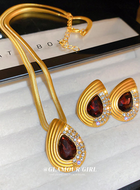 银针镶钻水滴耳环项链套装