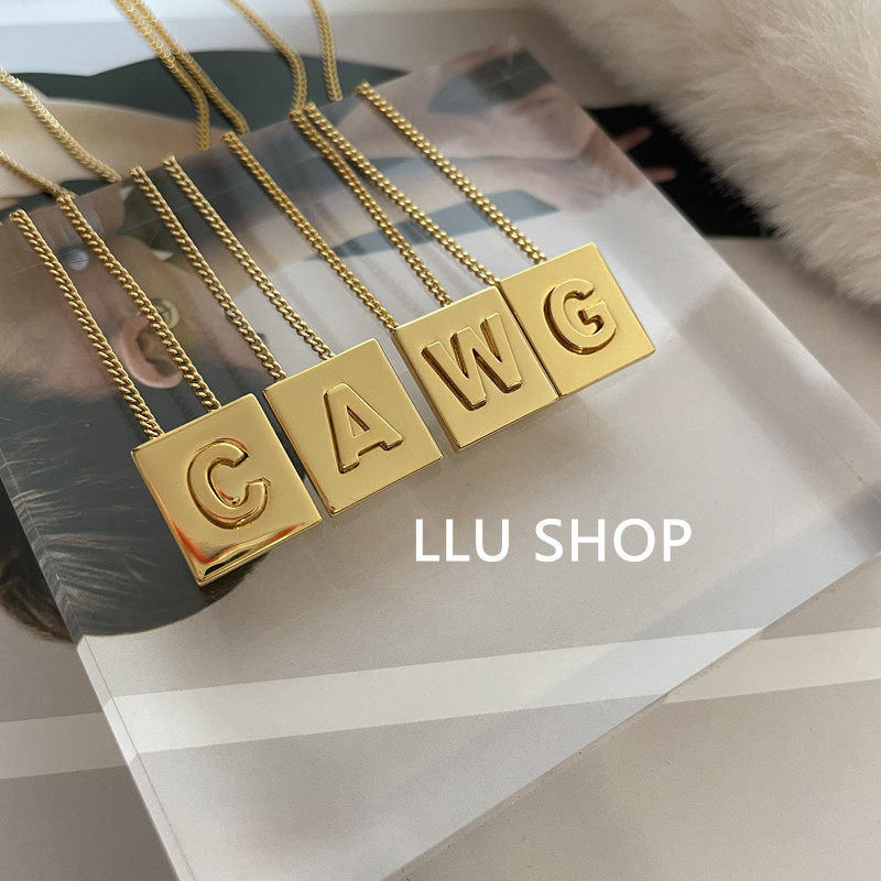 lisa同款项链字母黄铜镀金