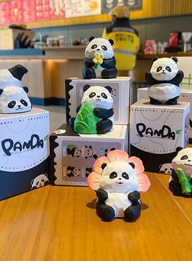 卡通熊系列风桌面抱竹可爱熊木雕