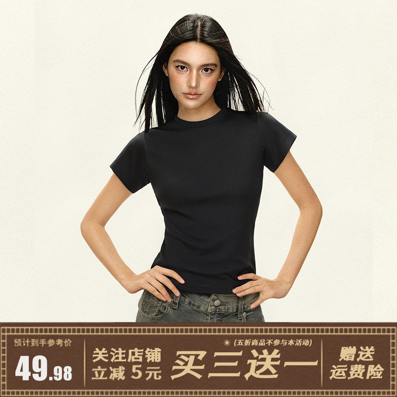 美式黑色正肩短袖t恤女夏季夏2025新款纯棉修身显瘦辣妹短款上衣