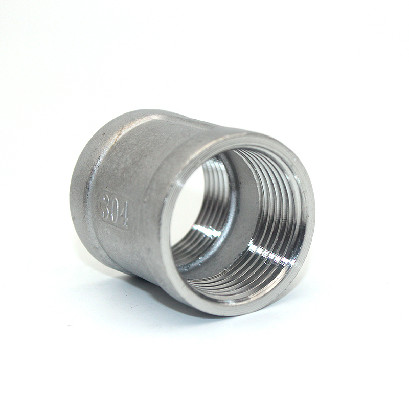 304不锈钢精铸内丝丝扣管u件管箍外接水暖配件4分水管直通1寸 接