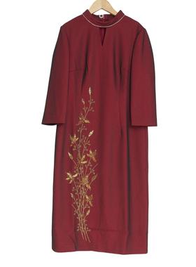 慕天姿精选品牌女装高端时尚气质百搭酒红色连衣裙慕天姿A4-17823