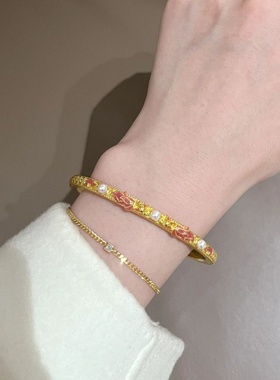 黄金色古法蜜粉珐琅手镯女宫廷风高级感气质精致典雅烧蓝锦鲤手环