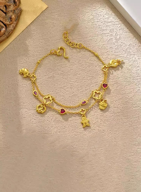 黄金色糖果手链女多宝姜饼人吊坠叠戴手饰小众设计高级感送女友