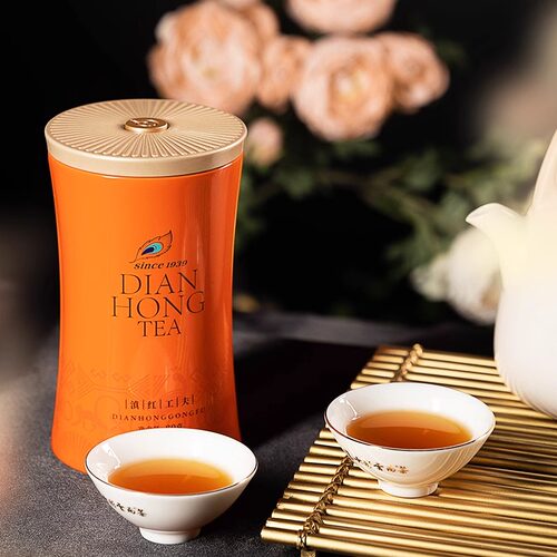 七彩云南滇香之源滇红茶铁罐80g