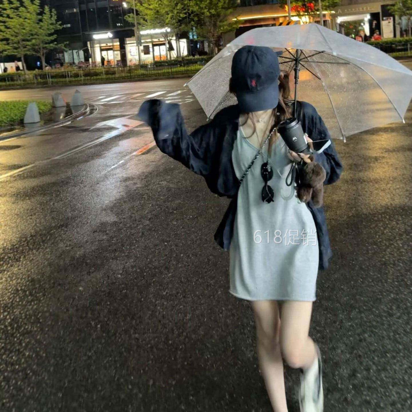 2026夏季慵懒背心裙韩系V领卷边针织吊带裙女叠穿收腰a字洋装