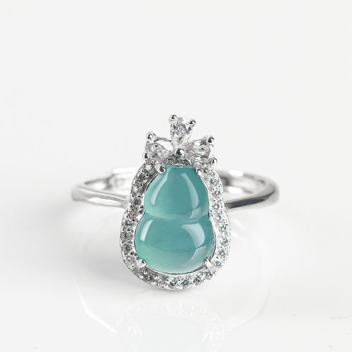 翠莹福天然翡翠蓝水冰种