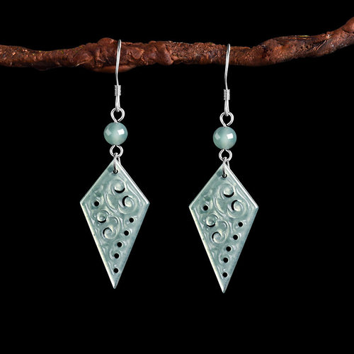 翠莹福天然A货翡翠镂空耳饰