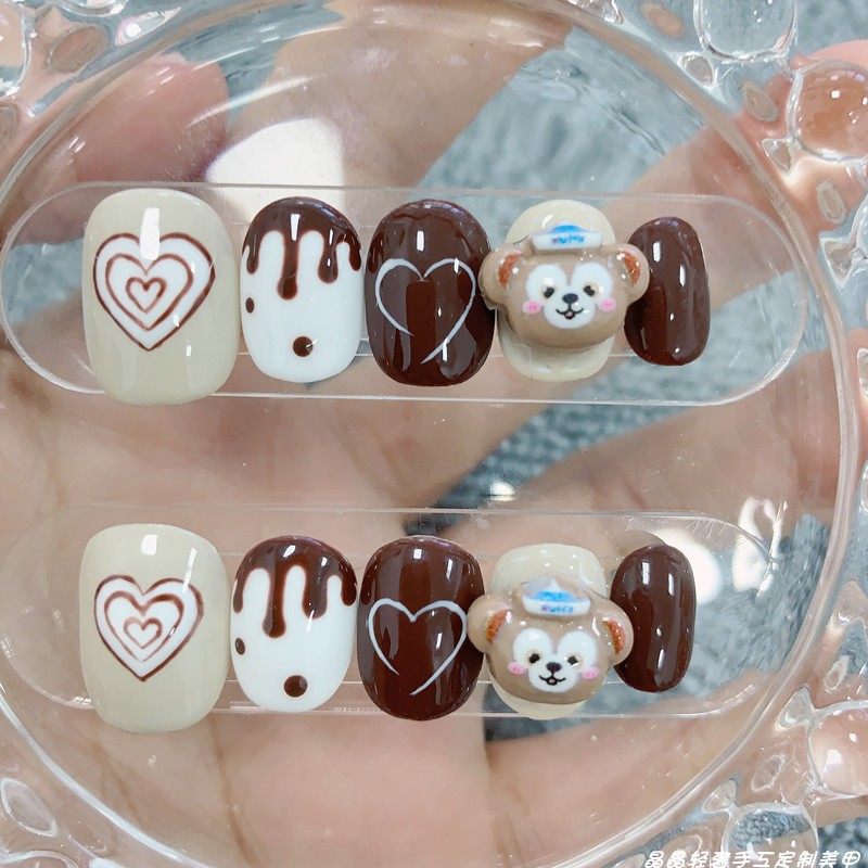 秋冬温柔系穿戴甲达菲立体迪士尼卡通可爱短裤纯手作定制美甲贴片