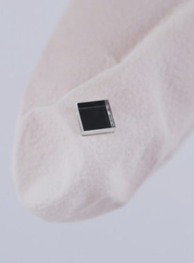 BF670带通滤光片带宽100nm透过620-710nm 中心波长670nm 透过红光