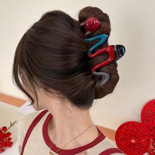设计款彩色波浪珍珠抓夹大号鲨鱼夹发夹女2024新款高级感夹子发饰
