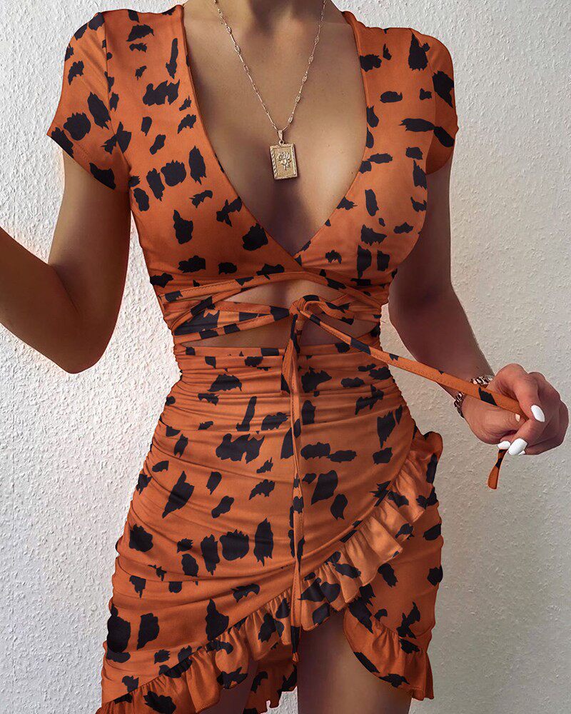 Ruffles Cut Out Leopard Print Dress豹纹印花荷叶边抽褶连衣裙