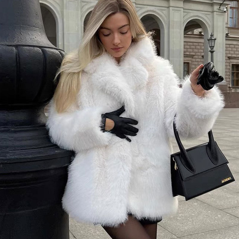 西服大翻领中长仿皮草毛毛大衣女冬季保暖白色外套Faux fur coat