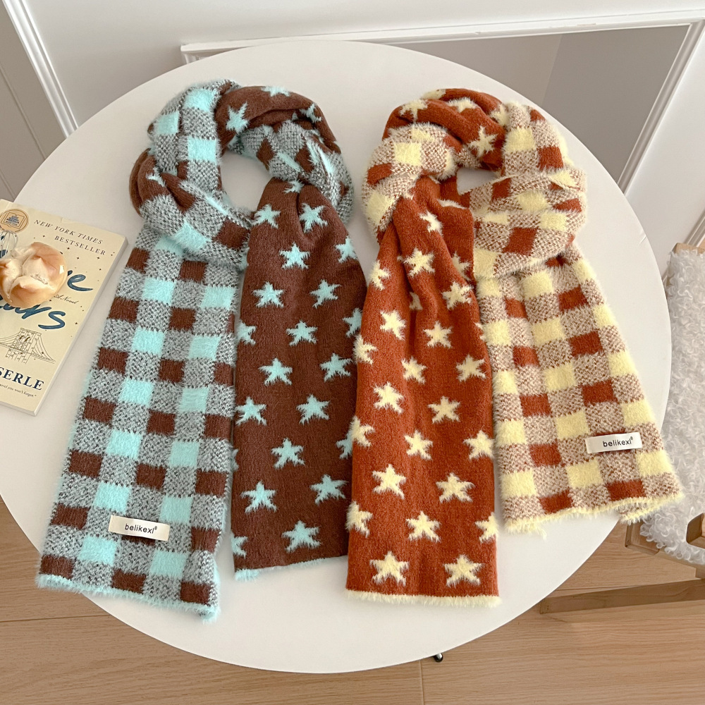 蓝薄荷古早五角星仿貂毛绒围巾