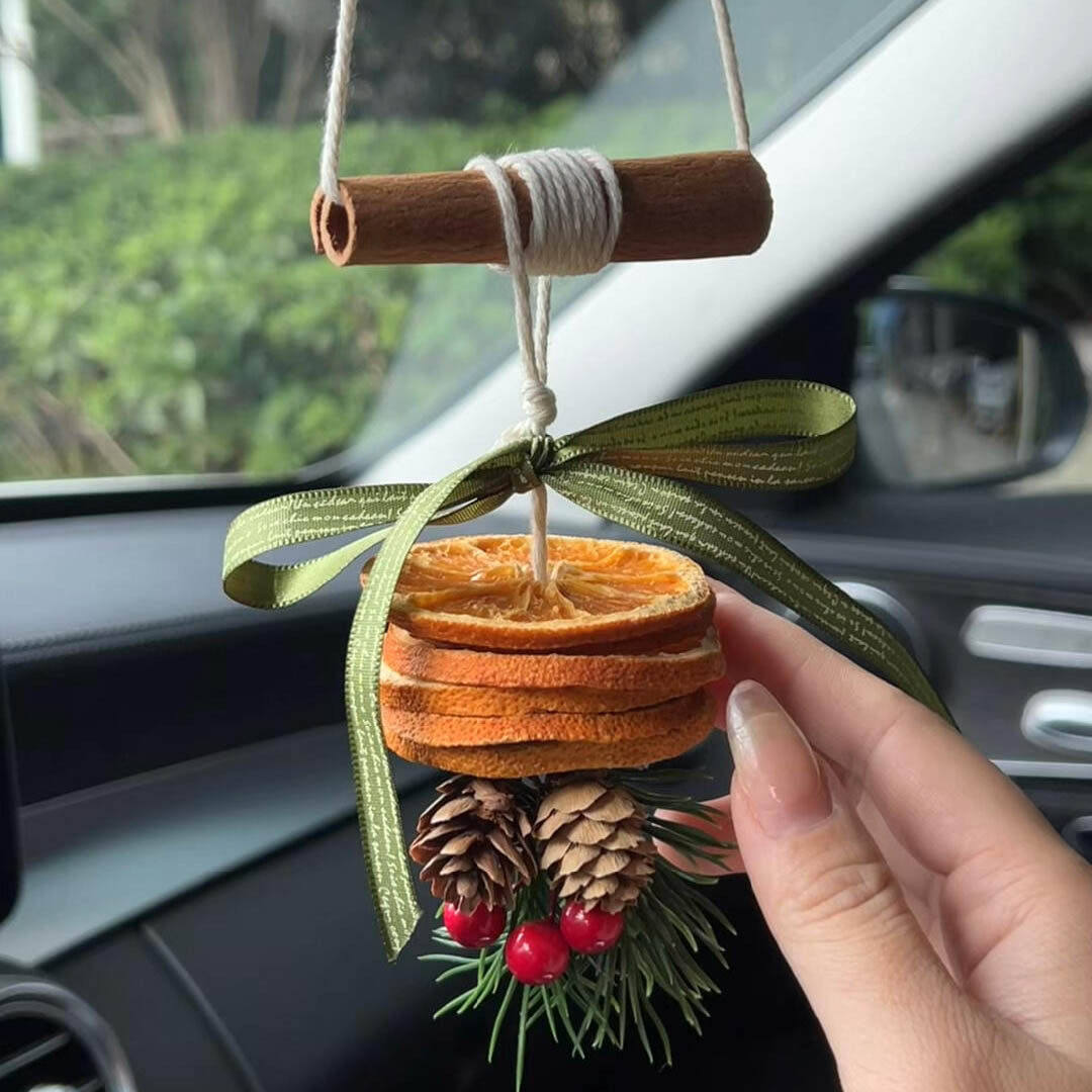 新年小红书同款圣诞装饰挂件北欧风香薰车挂心想事橙氛围感车挂饰