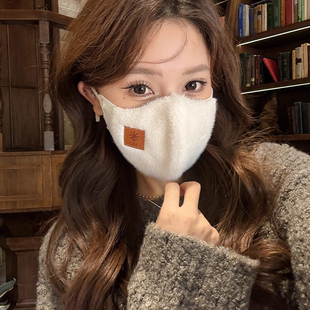 哈尔滨旅游保暖装 东北雪乡防风滑雪白色CR 备防寒保暖口罩女秋冬季