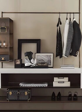 样板间卧室女士衣帽间摆件装饰品