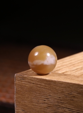 12mm和田玉籽料圆珠手串配珠