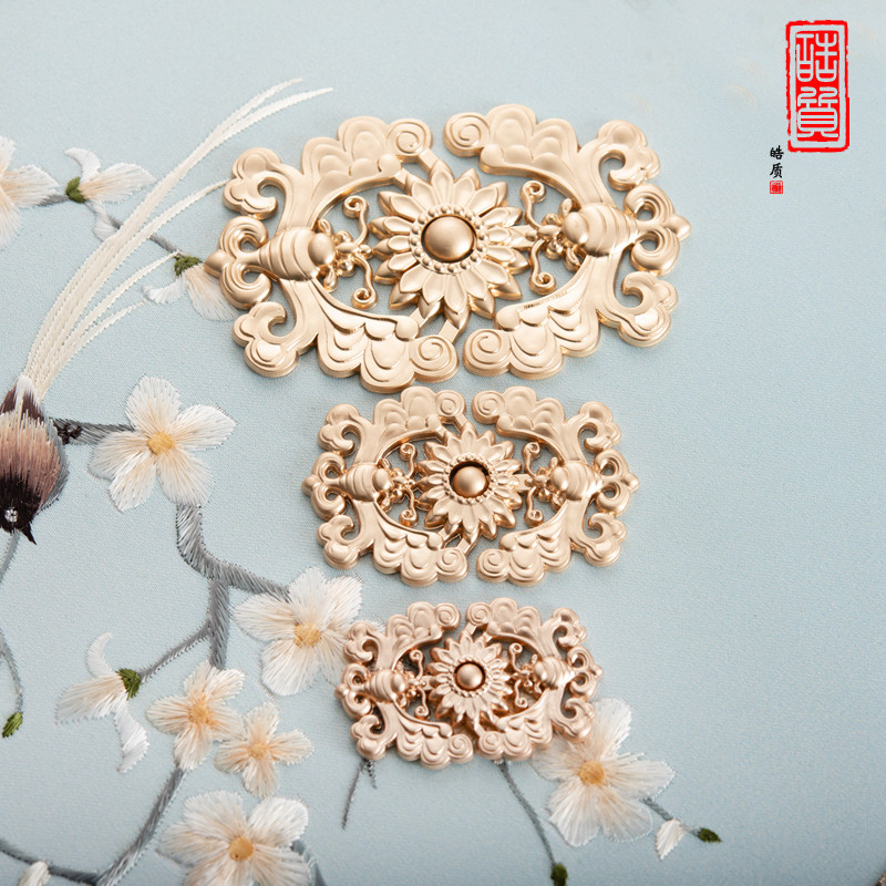 汉服子母扣花舞双蝶汉元素旗袍古装大袖衫外套金属对扣古风大褂扣