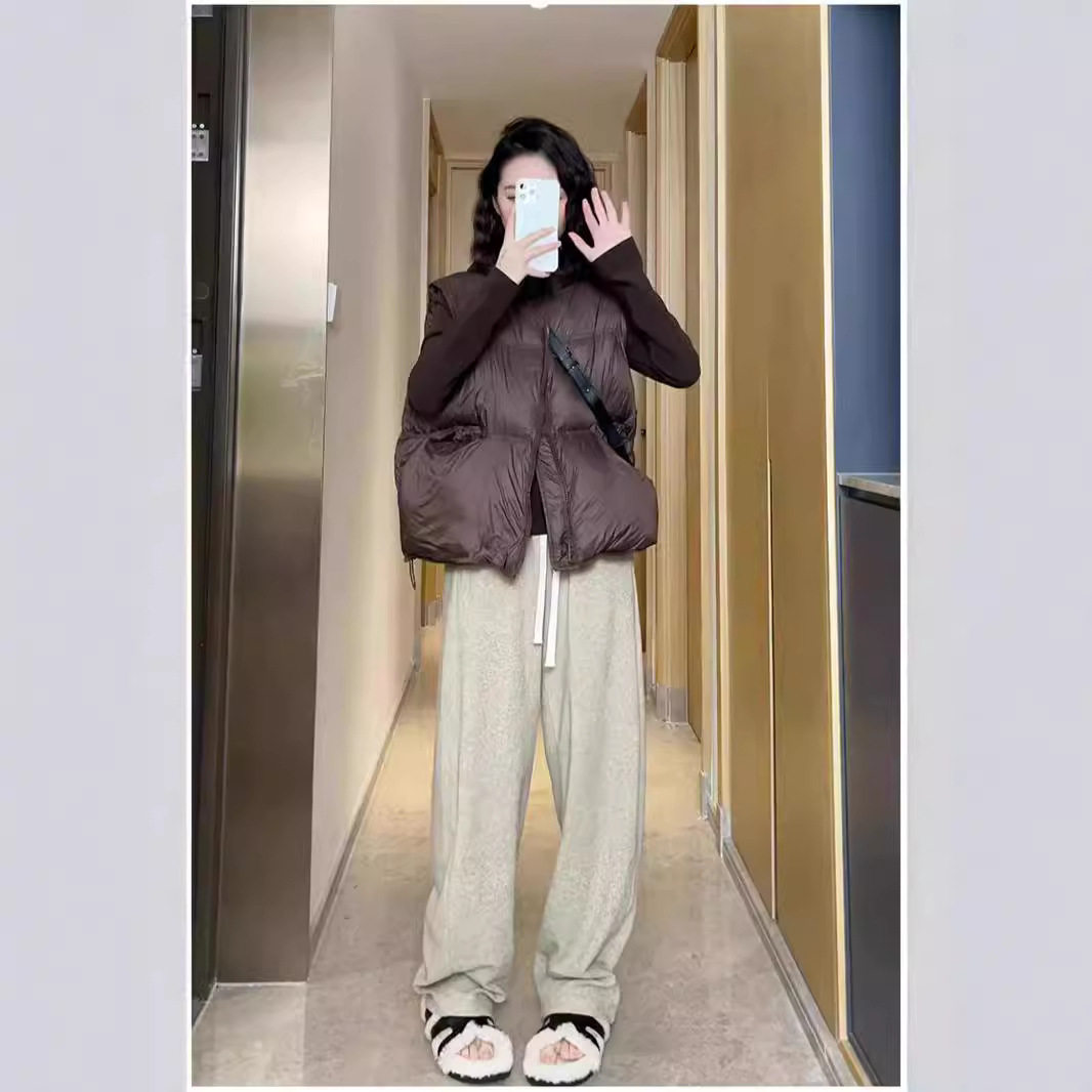 日系cherrykoko秋冬羽绒马甲女宽松廓形蓬松背心无袖保暖女装白