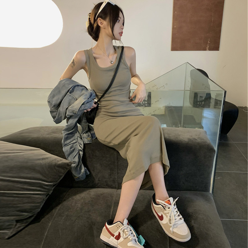 吊带裙春夏女气质名媛慵懒风吊带裙秋纯欲辣妹内搭无袖长裙