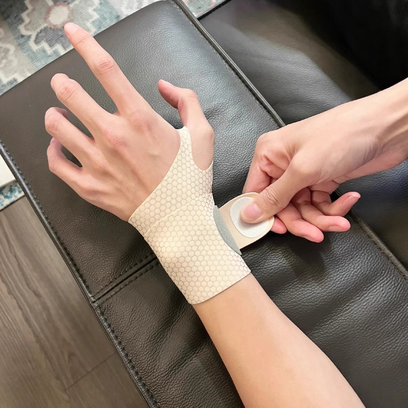 运动护腕绑带男女通用健身防护