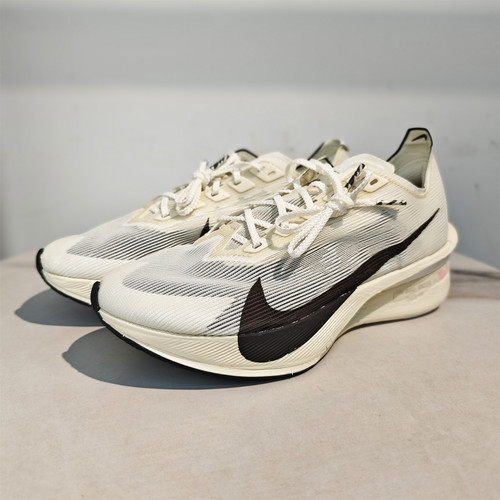 耐克男子公路竞速专业跑步鞋