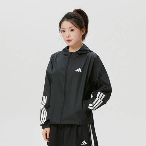 阿迪达斯女子连帽透气运动夹克